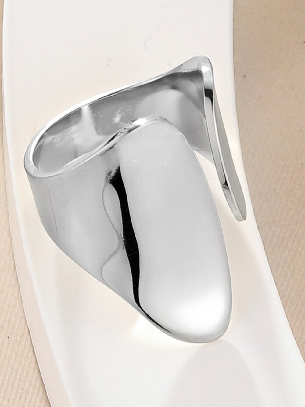 The Modern Ring - White Gold Plated - Picture 3 of 6